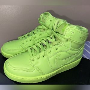 Jordan 1 Retro AJKO
Billie Eilish Ghost Green (Women's)